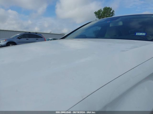 55SWF4JB2GU115709 Mercedes-Benz C 300 Luxury/sport