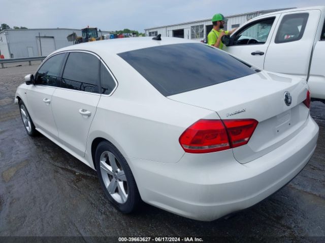 1VWAT7A36FC116031 Volkswagen Passat 1.8t Limited Edition
