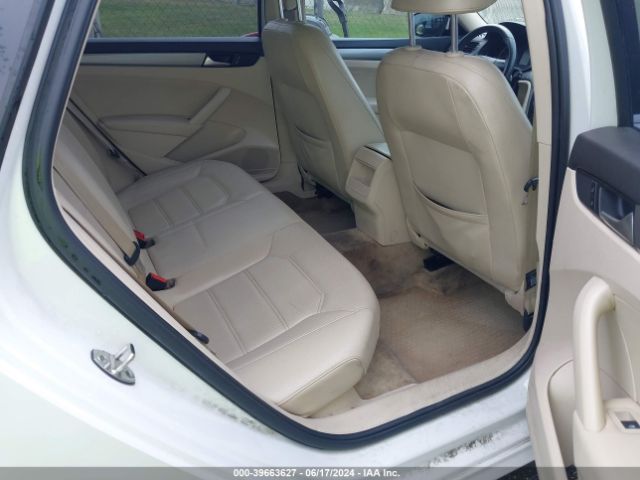 1VWAT7A36FC116031 Volkswagen Passat 1.8t Limited Edition