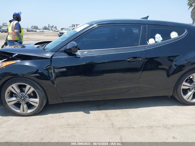 Hyundai Veloster Value Edition 2017 KMHTC6ADXHU322203 Image 14