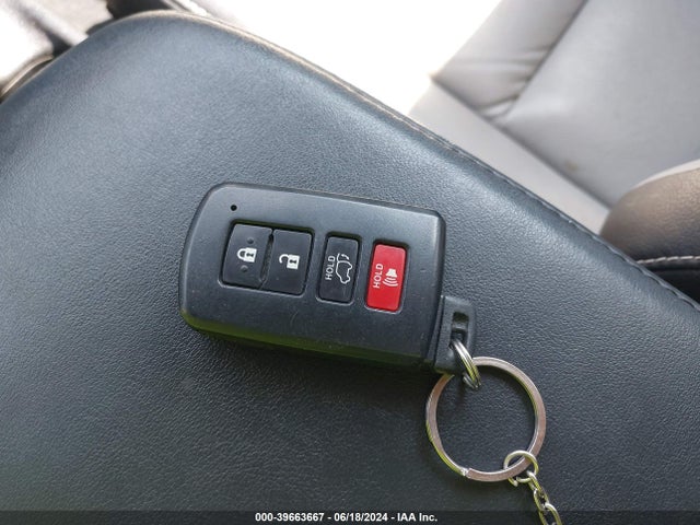 2T3DFREV7HW686845 Toyota Rav4 Platinum