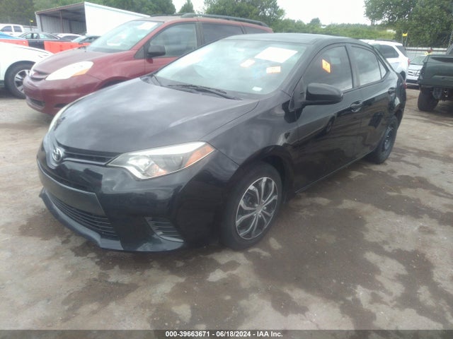 Toyota COROLLA LE 2015 5YFBURHE1FP360605 Image 2