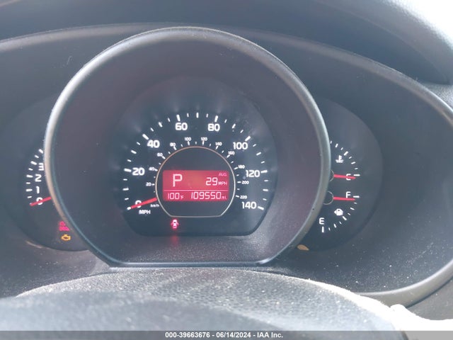KIA Soul 2016 KNDJN2A28G7301179 Image 7