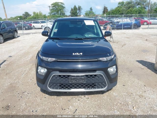 KNDJ23AU8N7152267 KIA SOUL LX
