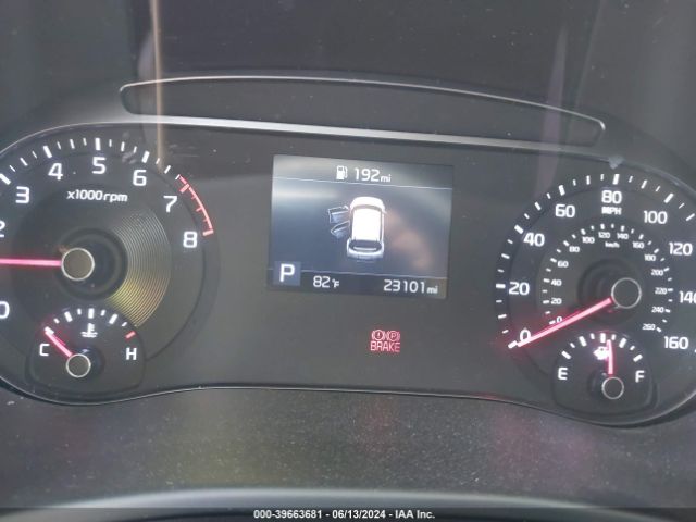 KNDJ23AU8N7152267 KIA SOUL LX