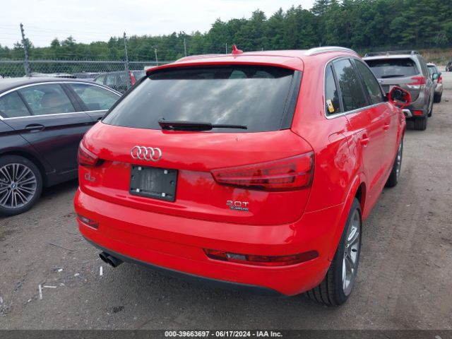 WA1JCCFS0JR032279 Audi Q3 2.0t Premium/2.0t Sport Premium