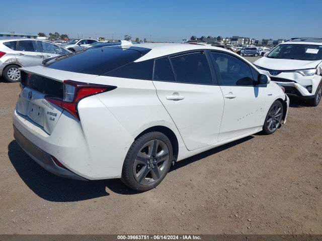 Toyota PRIUS XLE 2019 JTDKARFU4K3081722 Image 4