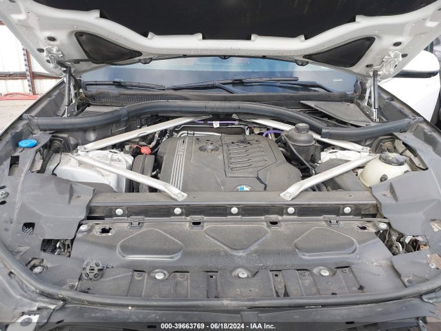 5UXCR4C06N9J19596 BMW X5 Sdrive40i