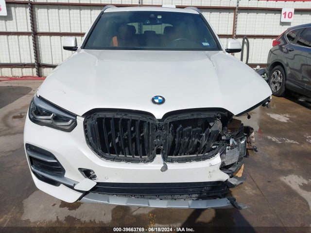 5UXCR4C06N9J19596 BMW X5 Sdrive40i
