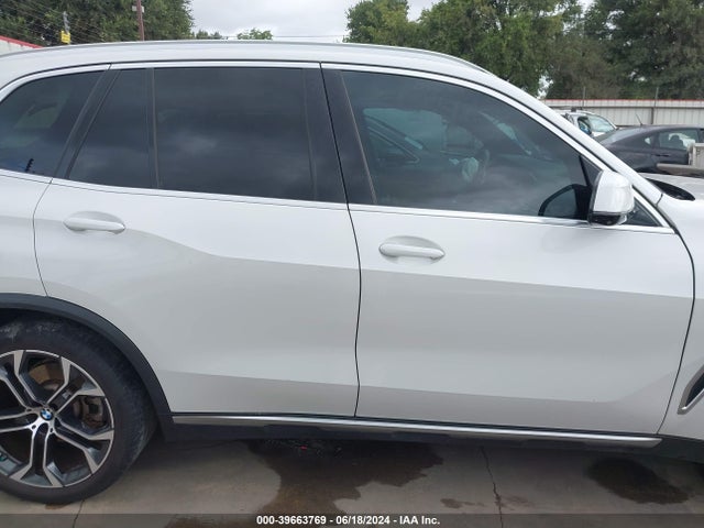 5UXCR4C06N9J19596 BMW X5 Sdrive40i