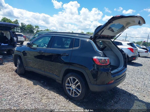 Jeep Compass Latitude 4x4 2018 3C4NJDBB1JT115994 Image 3