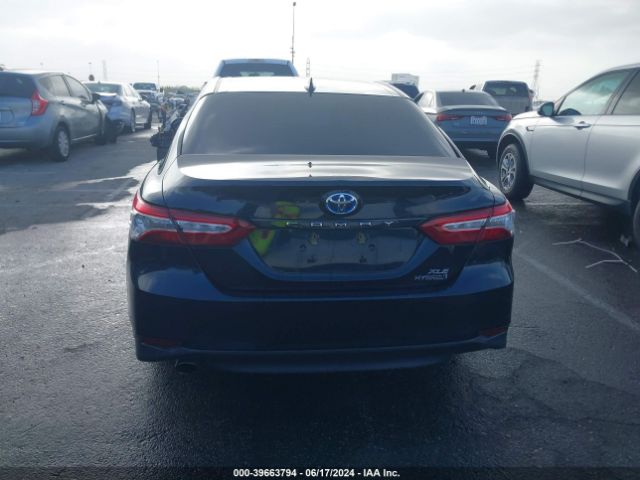 4T1B21HKXKU511995 Toyota Camry Hybrid Xle