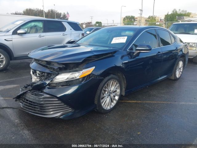 4T1B21HKXKU511995 Toyota Camry Hybrid Xle