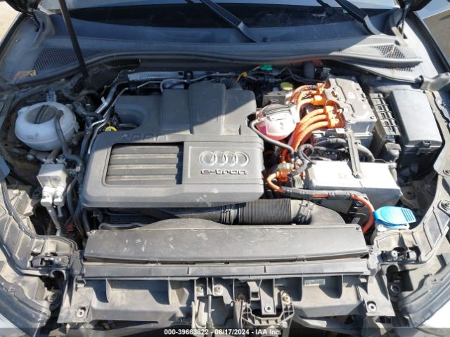 WAUUPBFF9HA145867 Audi A3 E-tron 1.4t Premium