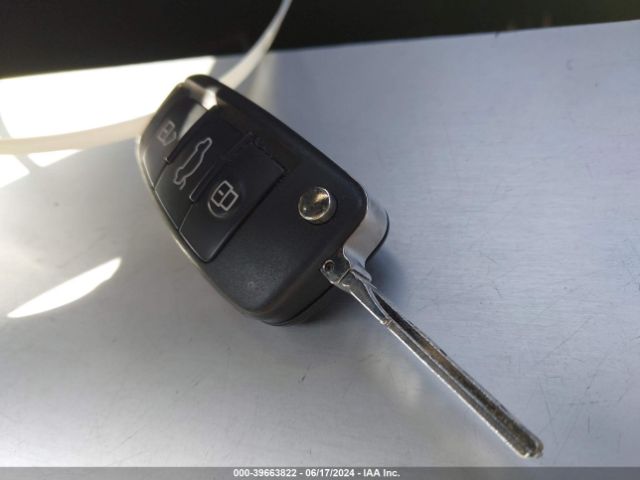 WAUUPBFF9HA145867 Audi A3 E-tron 1.4t Premium