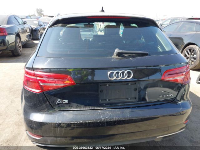 WAUUPBFF9HA145867 Audi A3 E-tron 1.4t Premium