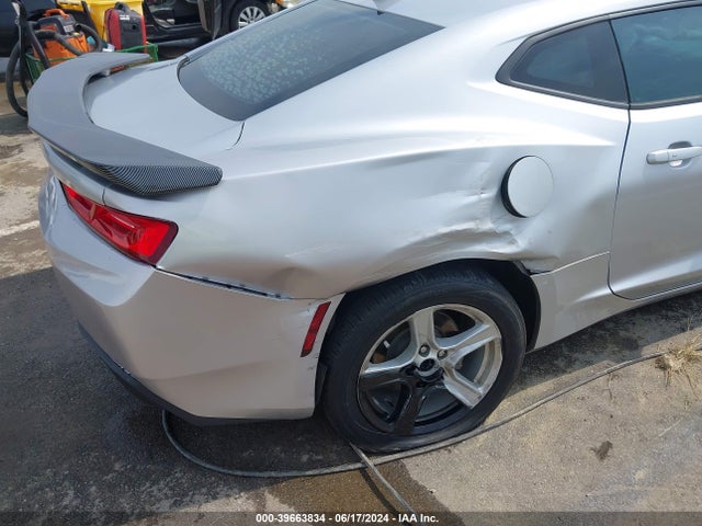 Chevrolet Camaro 1lt 2018 1G1FB1RS2J0125140 Image 17