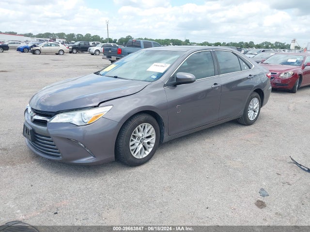 Toyota CAMRY LE 2017 4T1BF1FK3HU333671 Image 2