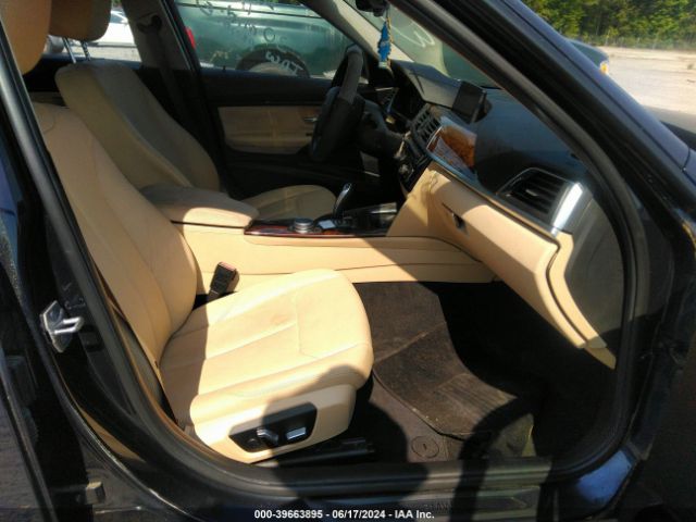 WBA8E5G5XHNU22405 BMW 320i Xdrive