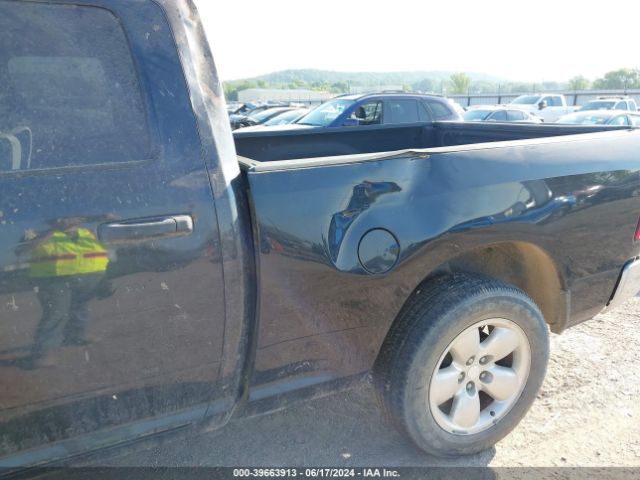 1C6RR7FG0JS215661 RAM 1500 Tradesman Quad Cab 4x4 6'4 Box