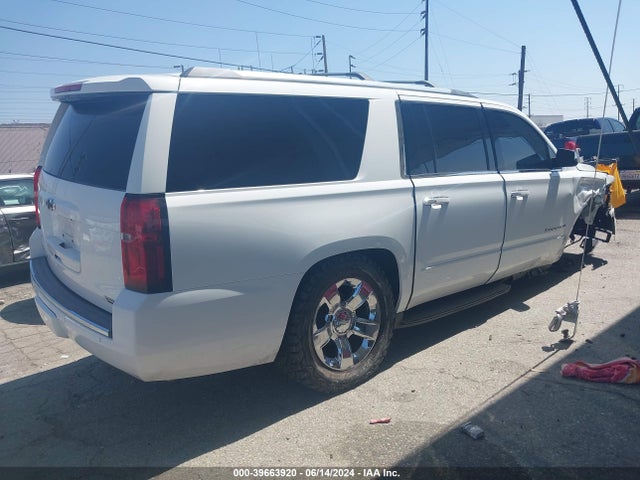 Chevrolet Suburban Premier 2017 1GNSCJKC5HR296399 Image 4