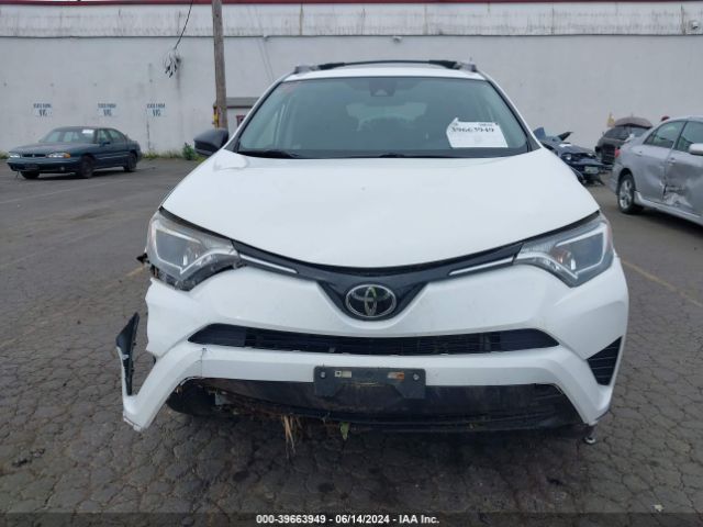 JTMBFREV9HJ707751 Toyota RAV4 LE