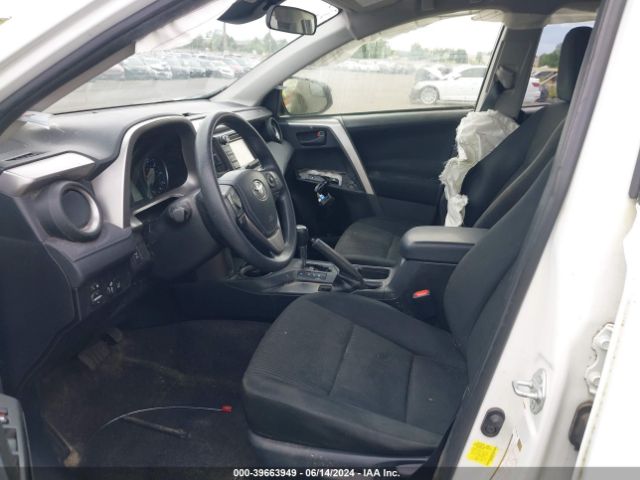 JTMBFREV9HJ707751 Toyota RAV4 LE