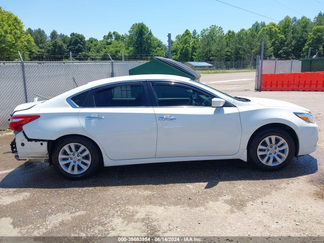 Nissan Altima 2.5 S 2017 1N4AL3AP2HC269495 Image 13