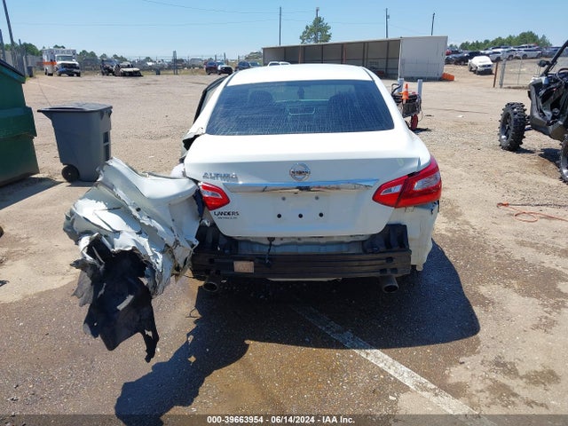 Nissan Altima 2.5 S 2017 1N4AL3AP2HC269495 Image 16