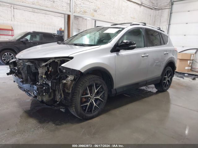 2T3JFREV8GW531271 Toyota RAV4 SE