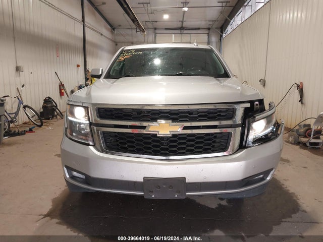 Chevrolet Suburban Lt 2018 1GNSKHKC3JR201775 Image 13