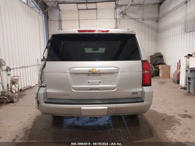 Chevrolet Suburban Lt 2018 1GNSKHKC3JR201775 Image 17