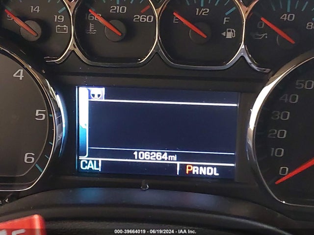 Chevrolet Suburban Lt 2018 1GNSKHKC3JR201775 Image 7