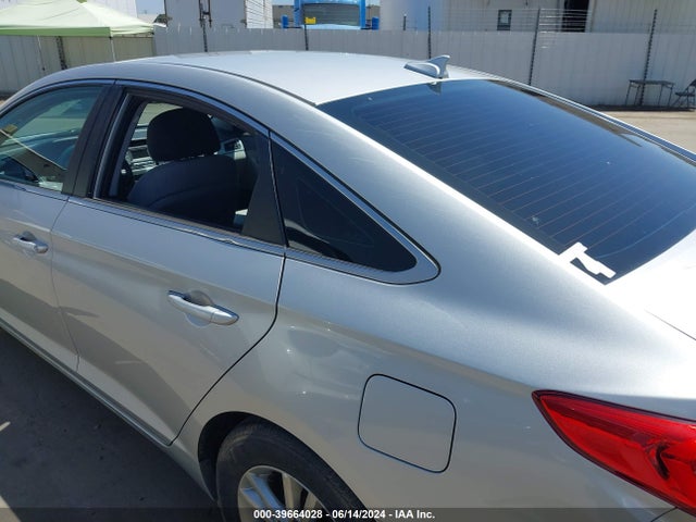 Hyundai Sonata 2017 5NPE24AF2HH442383 Image 21