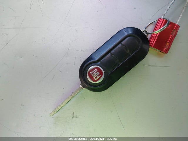 2013 FIAT 500 3C3CFFAR3DT548549 Photo 10