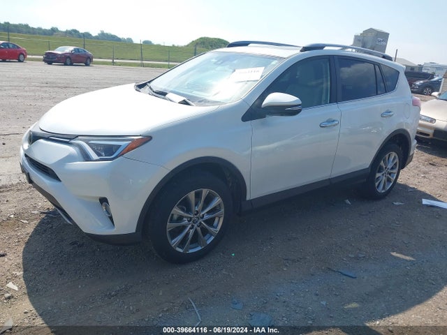 Toyota Rav4 Limited 2018 JTMDFREV3JD225483 Image 2