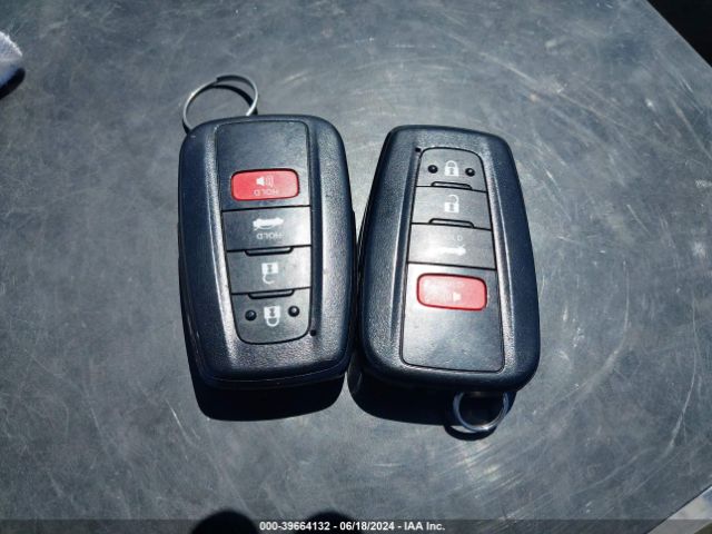 4T1F31AK2NU579107 Toyota Camry Xle Hybrid