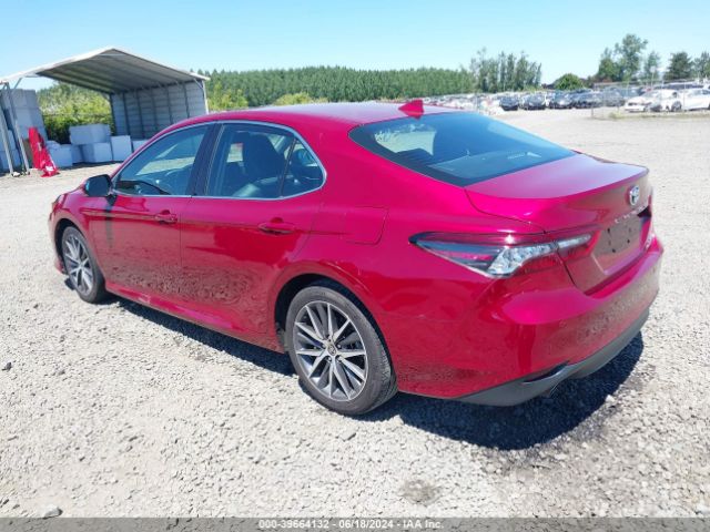 4T1F31AK2NU579107 Toyota Camry Xle Hybrid