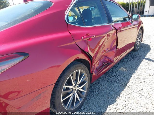 4T1F31AK2NU579107 Toyota Camry Xle Hybrid