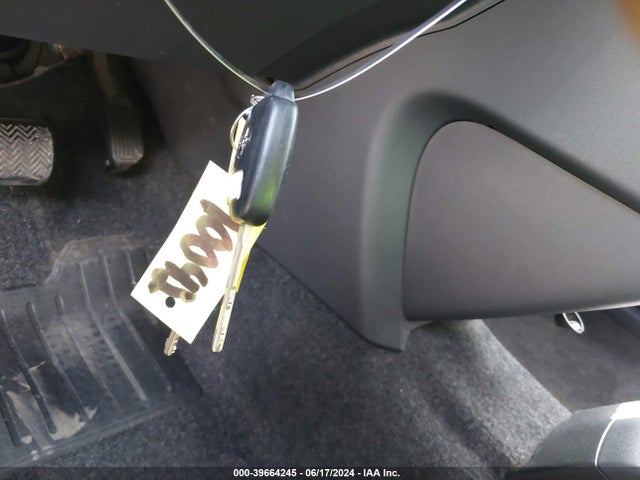 Scion XB 2015 JTLZE4FE1FJ071847 Image 11