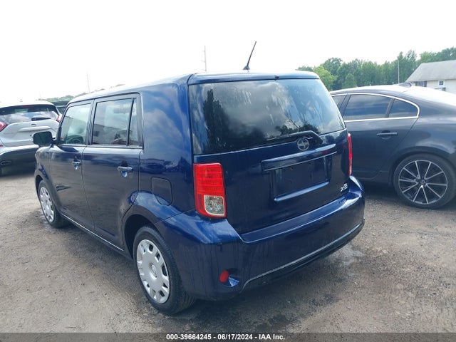 JTLZE4FE1FJ071847 Scion XB