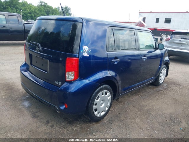 JTLZE4FE1FJ071847 Scion XB
