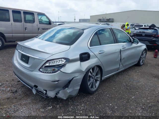 55SWF4JB6JU280007 Mercedes-Benz C 300
