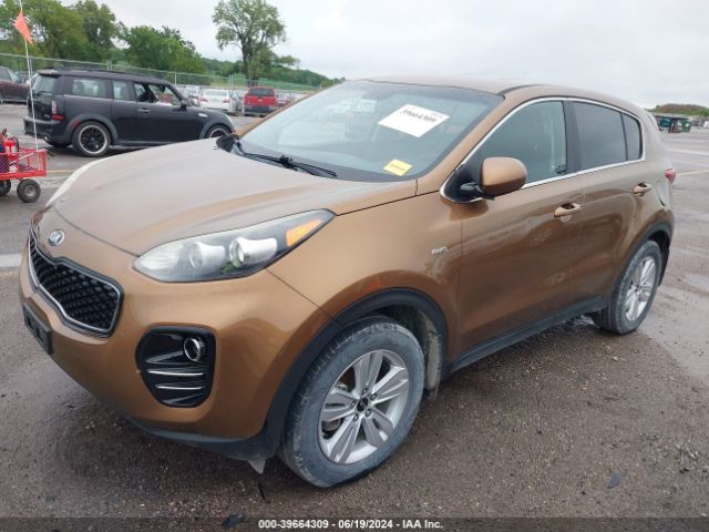 KNDPMCAC7H7085421 KIA Sportage Lx