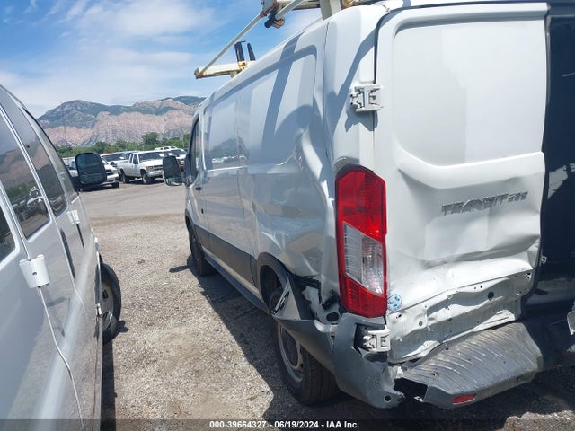 Ford Transit-250 2017 1FTYR1YM6HKB43587 Image 3