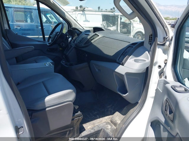 Ford Transit-250 2017 1FTYR1YM6HKB43587 Image 5