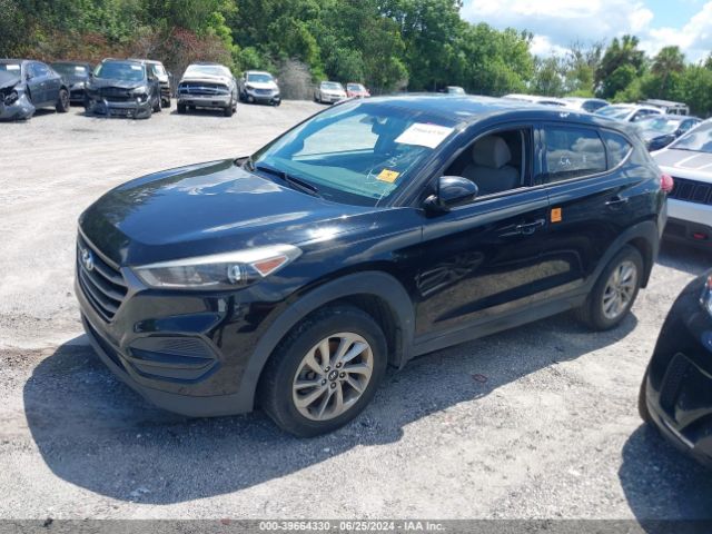 KM8J23A44GU020817 Hyundai TUCSON SE