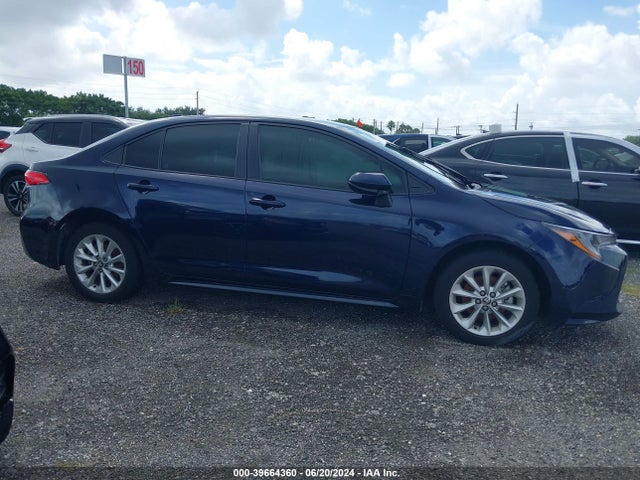 Toyota COROLLA LE 2022 5YFVPMAE4NP365555 Image 13