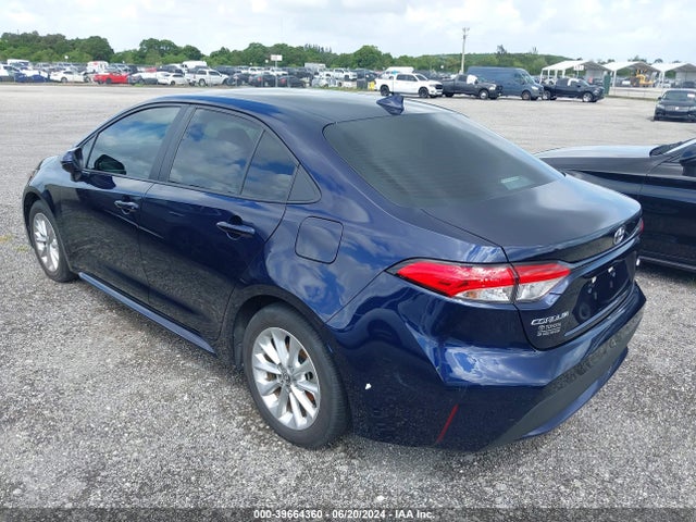 Toyota COROLLA LE 2022 5YFVPMAE4NP365555 Image 3