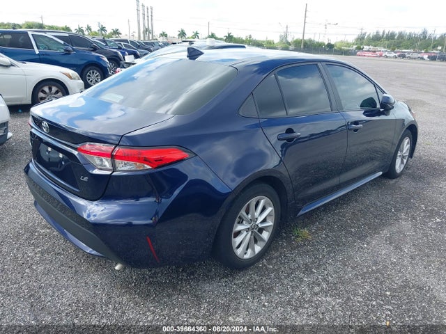Toyota COROLLA LE 2022 5YFVPMAE4NP365555 Image 4